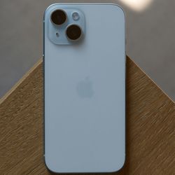 iPhone 15 1TB Ice Blue – Clean – Unlocked – Ready to Use