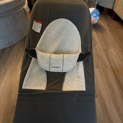 baby bjorn bouncer
