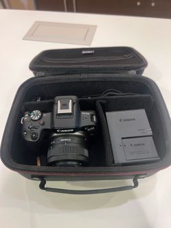 Canon EOS R50 with 18-45mm Kit Lens, SD Card, Case