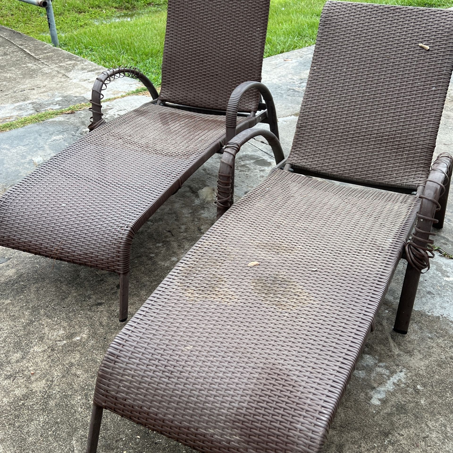 Two Pool Or Patio Lounge