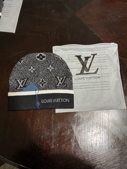 LV beenie