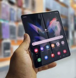 Samsung galaxy z fold 5