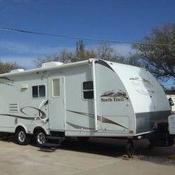  2010 Heartland North Trail, travel trailer 