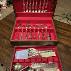 1960 Silverplate Flatware Set (83 Piece) 