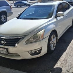 Nissan Altima 
