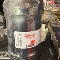FS1098 Fleetguard Fuel Water Separator (contact info removed)
