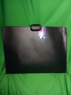 ROZART Art Portfolio 31"x23.5"