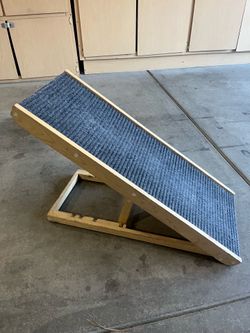 Pet ramp adjustable