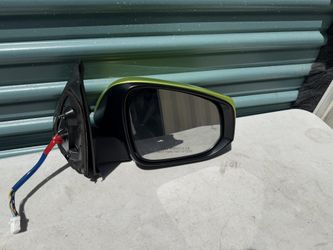 2016-2023 TOYOTA TACOMA MIRROR RIGHT PASSENGER RH SIDE LH OEM WITH BLIND SPOT WITH CAMERA