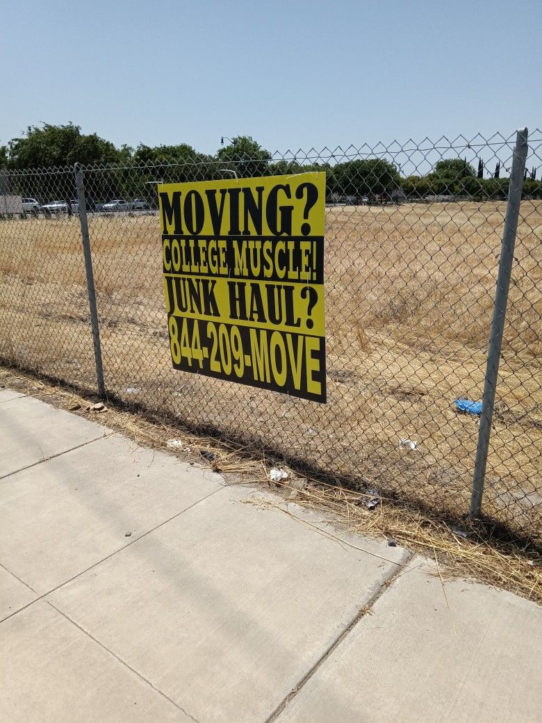 Moving/ Unloading 20 Ft Trailer