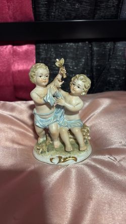 Porcelain collectible