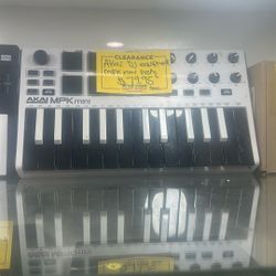 Dj Equipment Mom