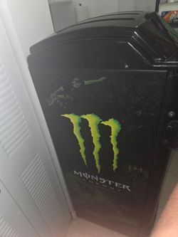 Nevera monster energy