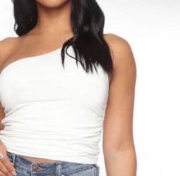 Women white off the shoulder tank