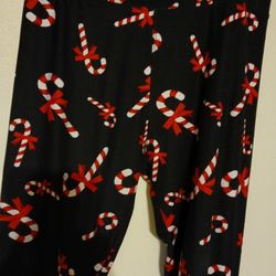 Women's Runway Ready Couture Poly Spandex Candy Cane Christmas Legging Size Medium