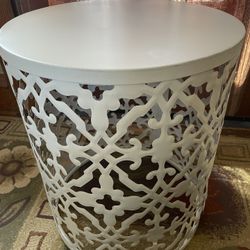 20” H Iron Drum Side End Table or Plant Stand,  Indoor / Outdoor. 16”