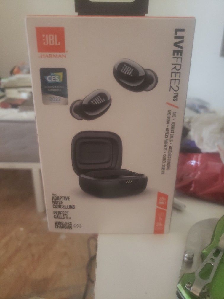 jbl livefree2