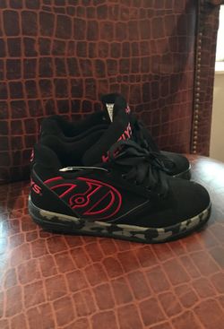 Heelys youth size 5 never worn