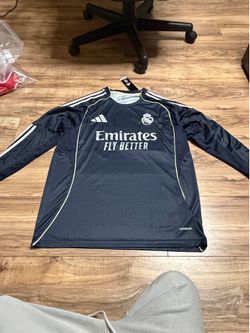 Real Madrid Black long sleeve Jersey SIZE L