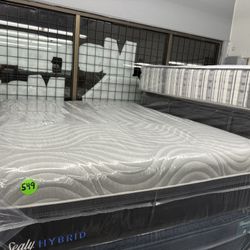 QUEEN SIZE SEALY HYBRID MATTRESS & BOX SPRING BED SET