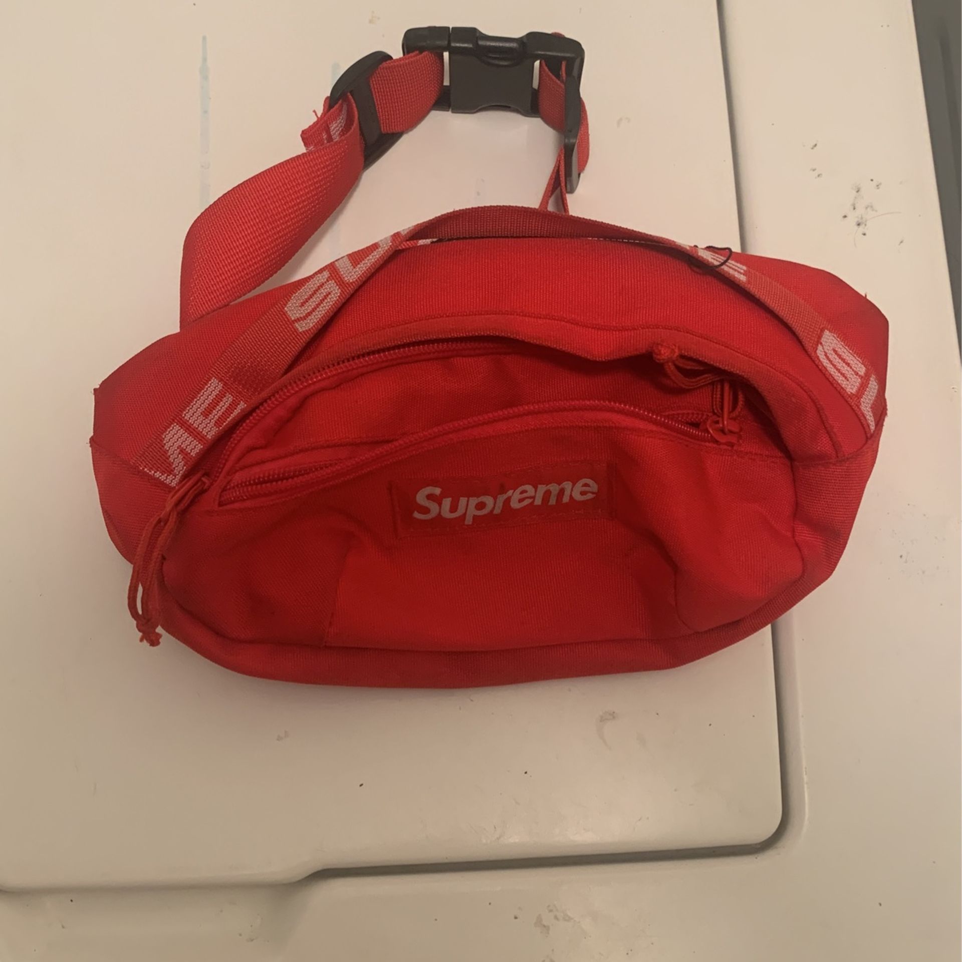 Supreme Fanny Pack 