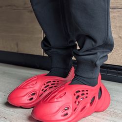 Yeezy Foam Runner Vermillion Red Size 8