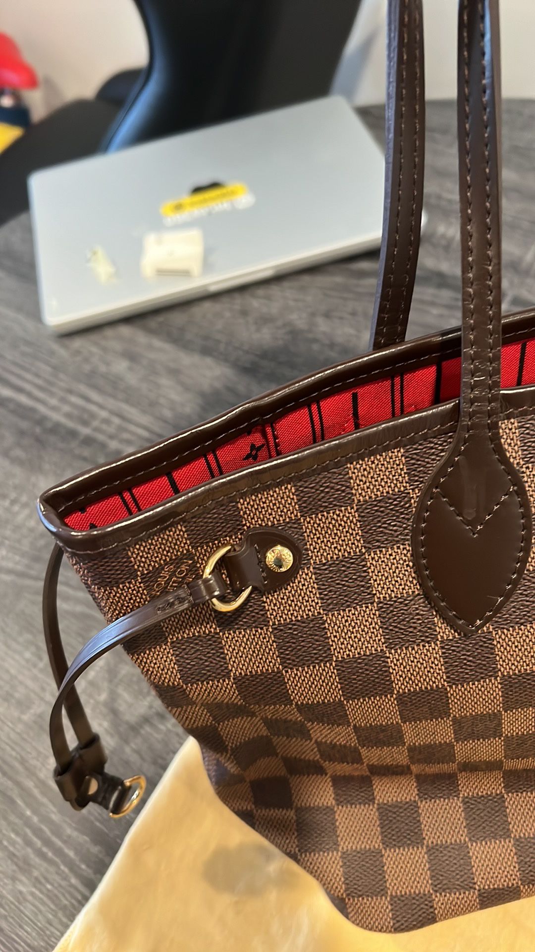LOUIS VUITTON NEVERFULL MM for Sale in Newark, NJ - OfferUp