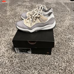 Jordan 11 Low Size 1 Youth 