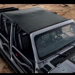 Mopar Sun Bonnet Jeep Gladiator