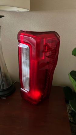 Ford 2023 to 2026 passenger tail light F250 SuperDuty