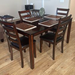 Dining Table W/6 Chairs 