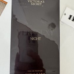 VS Very Sexy Night Parfüme 
