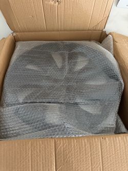 Wheel caps Tesla model Y - set of 4