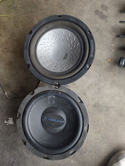 Two Speakers Size 10