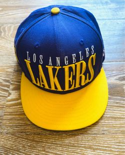New Era 9FIFTY Los Angeles Lakers NBA Purple/Yellow Snapback Cap One Size