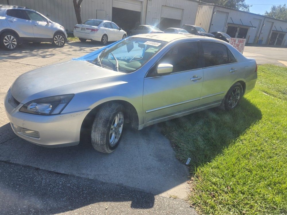 03-07 Honda Accord For Parts