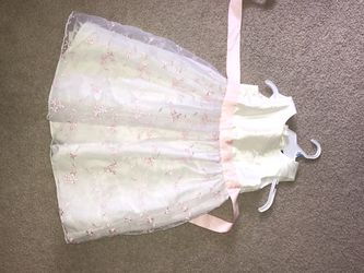 Girls dress size 6