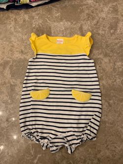 Baby girl 6-12 months