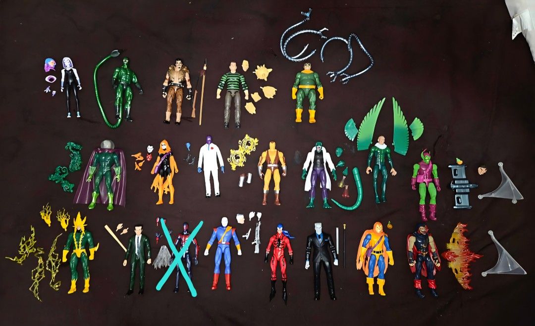 MARVEL LEGENDS FIGURE LOT