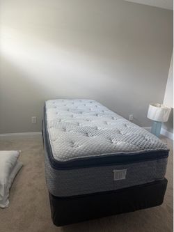 Twin bed new