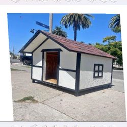 Dog Houses and Kennels - Coziness Meets Toughness base camera