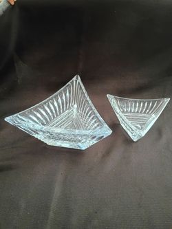 Tri corner bowls
