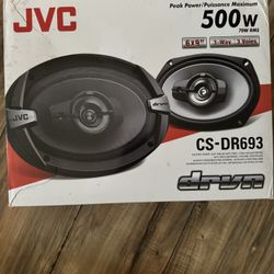 car speaker and subwoofer 