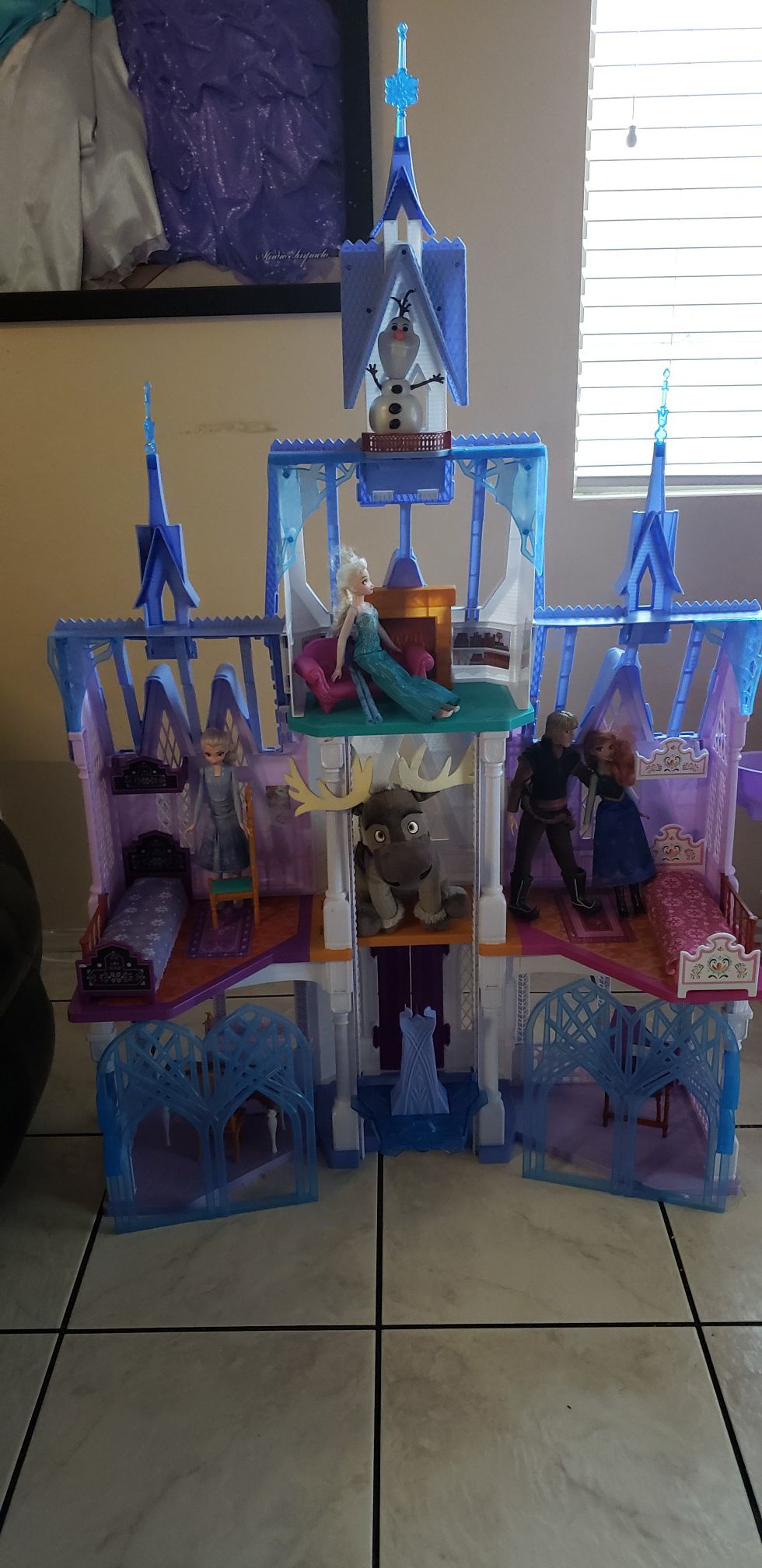 Frozen 2 Castle
