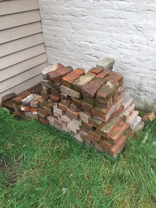 Red clay bricks for Sale in Puyallup, WA OfferUp