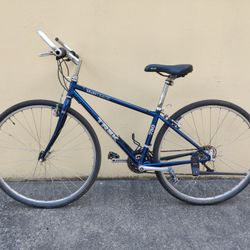 Trek 750 28" 700c 21-Speed Hybrid Commuter/Road Bike - Light Low 12" Frame - Easy Grip Shift - TUNED - Specialized Kick Stand (MSRP $420)
