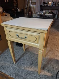 Beautiful Mid Century "Crush W. & G Yellow Nite Table "