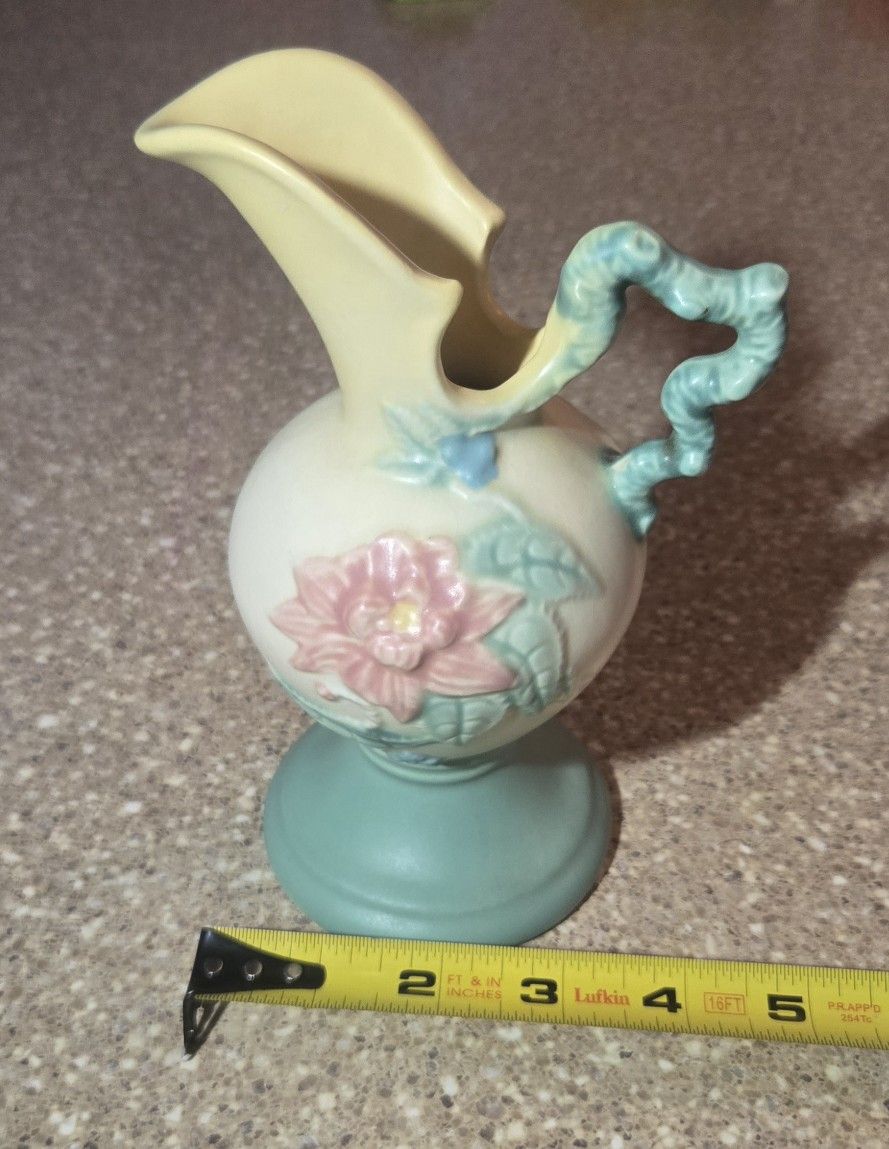 Vtg Hand Made Hull Ivy Woodland Pottery Ewer