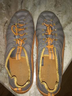 BRAND new Sperry shoes