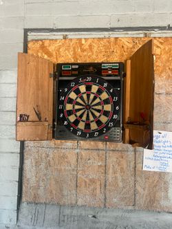 Dart board